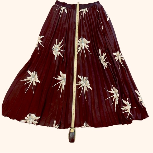 H&M Midi Skirt - Picture 7 of 7